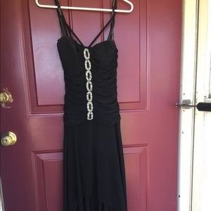 Gorgeous high-low black gown